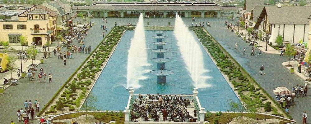 Royal Fountain Gardens.jpg