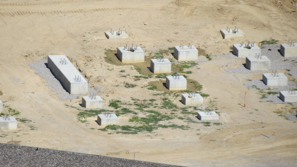 f0972224.jpg