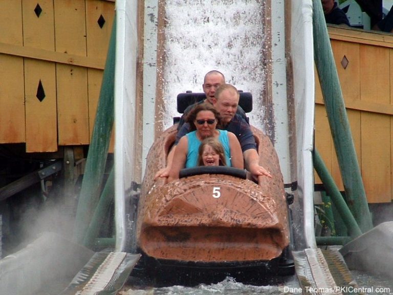 Wild Thornberries River Adventure
