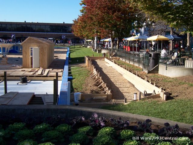 Path leading from IS to the fountain