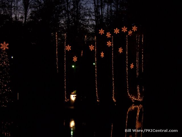 Setting Up Holiday Illuminations In Rivertown