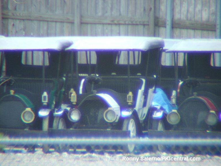 Antique Cars — photo 8 of 24
