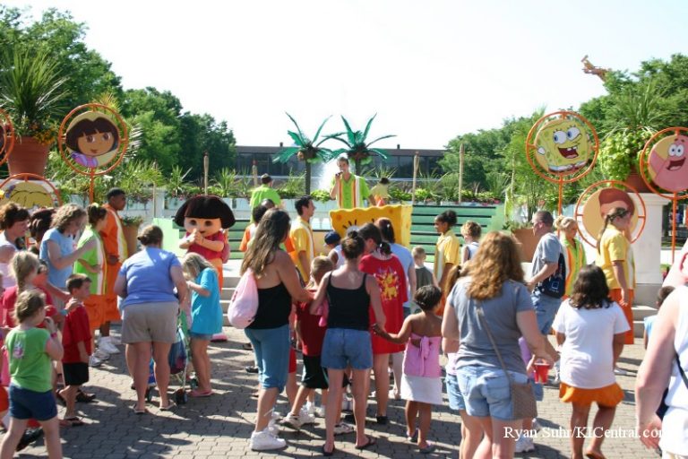 Everyone wants to meet the Nicktoons!