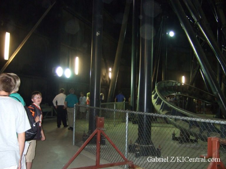 Flight of Fear Backstage Tour